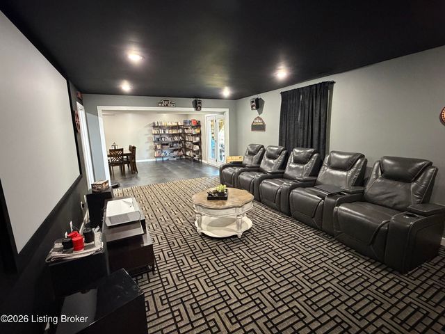 130 Burlington Ct, Mt Washington, KY 40047