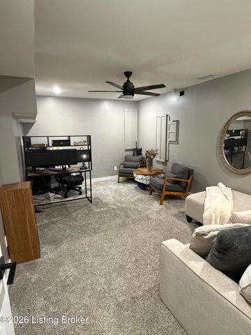130 Burlington Ct, Mt Washington, KY 40047