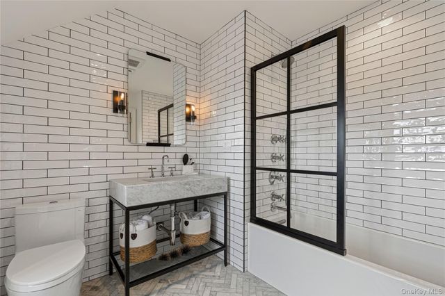 2 Fargo Lane, Irvington, NY 10533