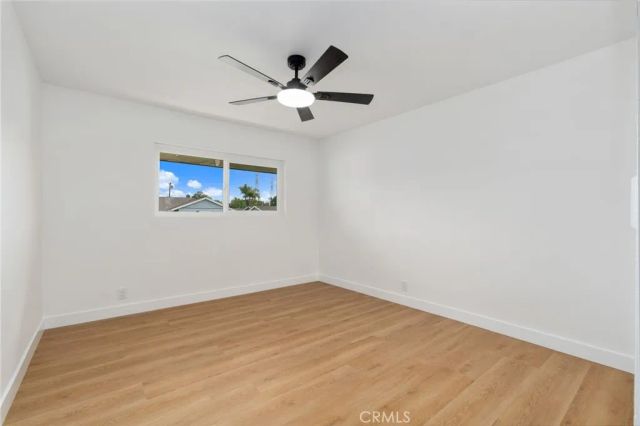 2076 N Diamond, Orange, CA 92867