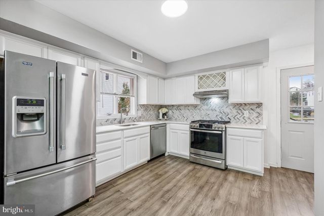 22 E BELAIR RD, Ridley Park, PA 19078