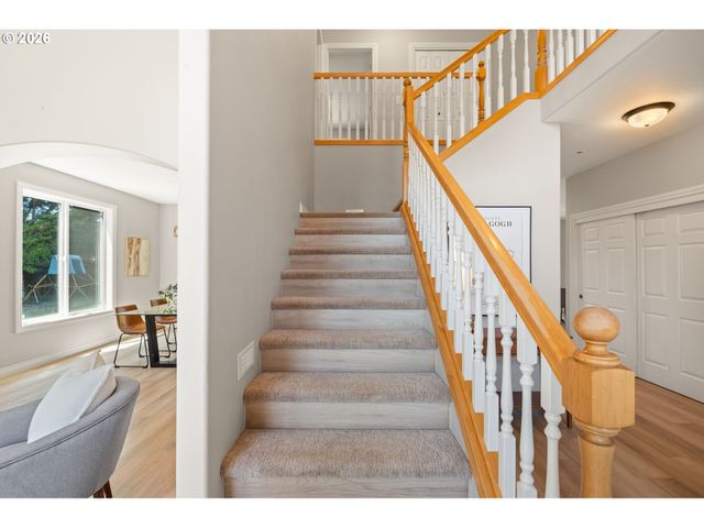 9816 Ne 322ND St, La Center, WA 98629