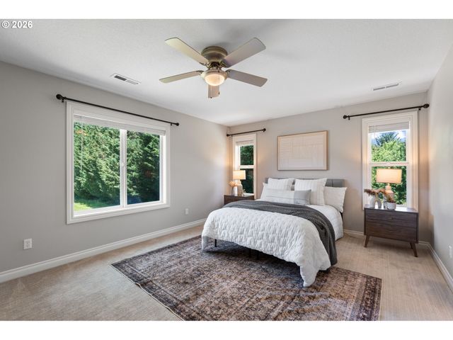 9816 Ne 322ND St, La Center, WA 98629