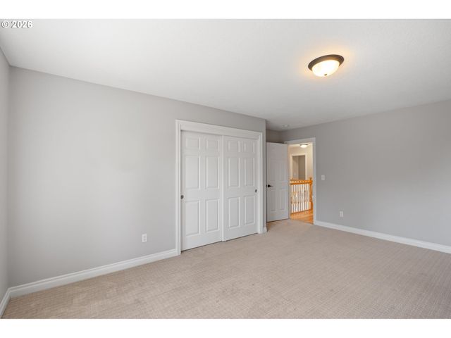 9816 Ne 322ND St, La Center, WA 98629