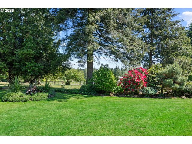 9816 Ne 322ND St, La Center, WA 98629