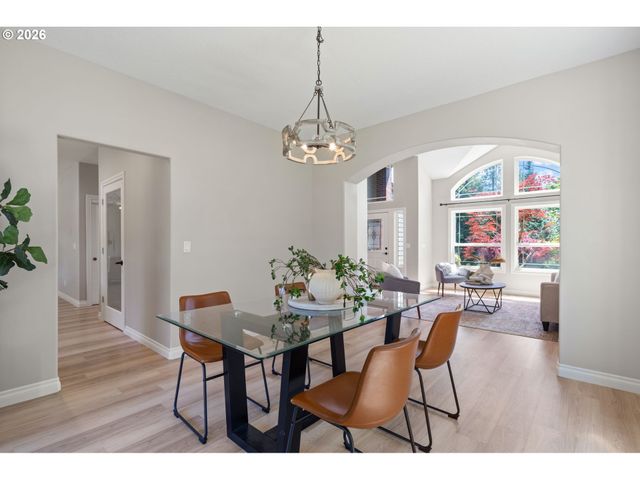 9816 Ne 322ND St, La Center, WA 98629