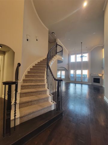 112 St Elias Drive, Burleson, TX 76028
