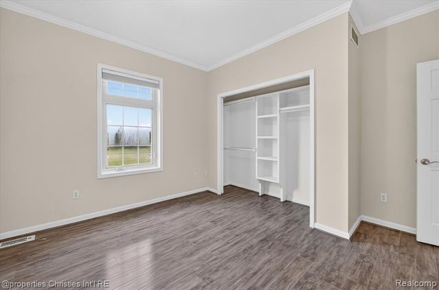 46625 Saltz Road, Canton, MI 48187