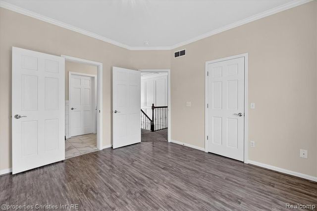 46625 Saltz Road, Canton, MI 48187