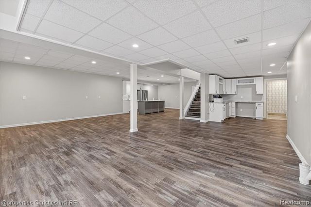 46625 Saltz Road, Canton, MI 48187