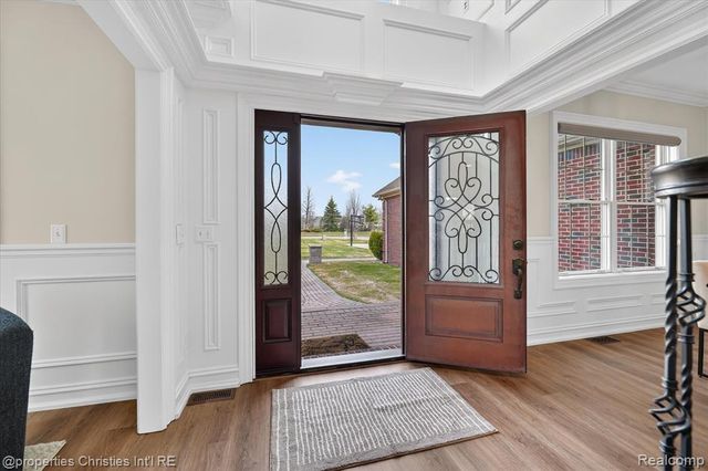 46625 Saltz Road, Canton, MI 48187