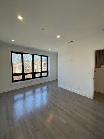 719 N Elizabeth Street 3S, Chicago, IL 60642