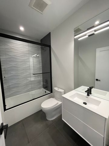 719 N Elizabeth Street 3S, Chicago, IL 60642