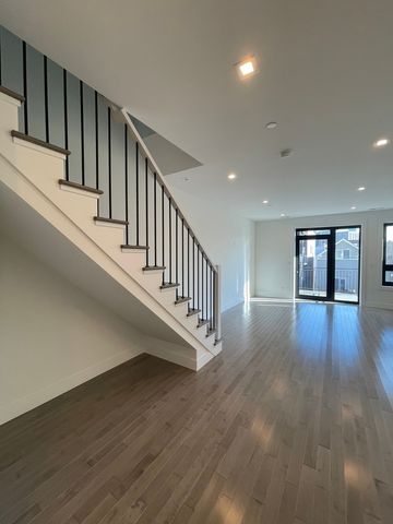 719 N Elizabeth Street 3S, Chicago, IL 60642