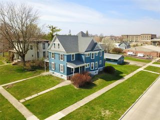 931 High Street, Grinnell, IA 50112