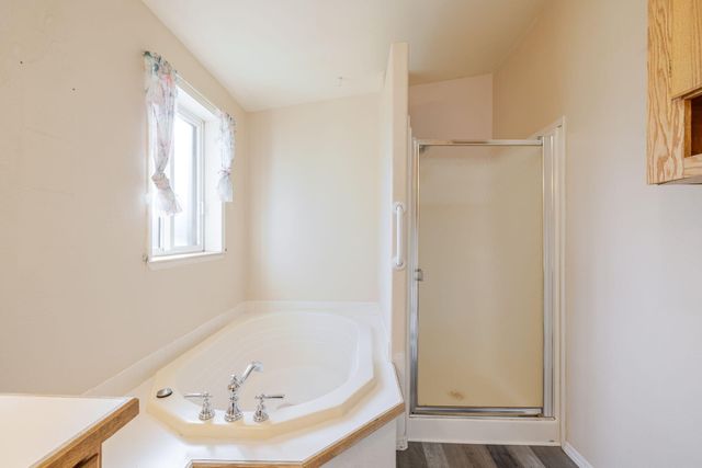 1630 NE 6th, Redmond, OR 97756