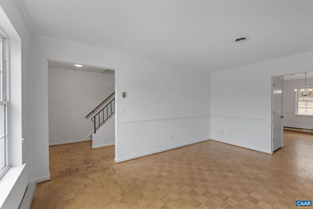 827 SAINT CLAIR AVE, Charlottesville, VA 22902