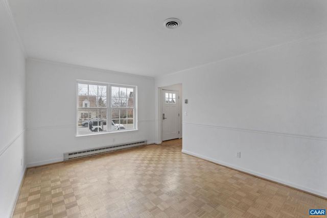 827 SAINT CLAIR AVE, Charlottesville, VA 22902