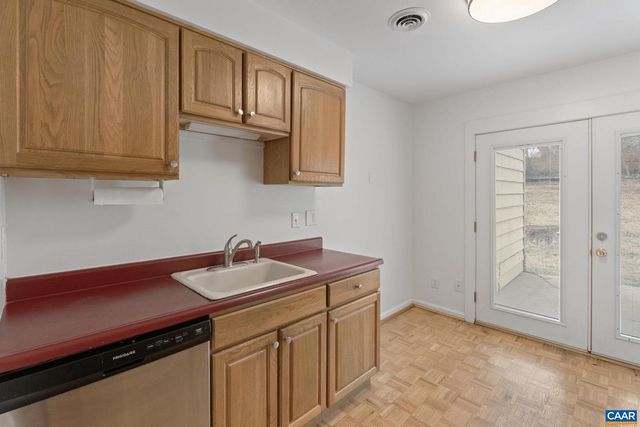 827 SAINT CLAIR AVE, Charlottesville, VA 22902