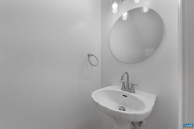 827 SAINT CLAIR AVE, Charlottesville, VA 22902