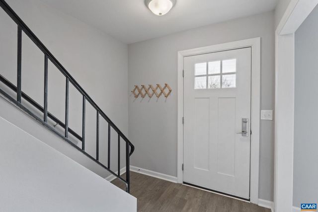 827 SAINT CLAIR AVE, Charlottesville, VA 22902