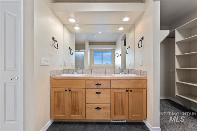 12840 Quail Run Ln., Caldwell, ID 83607