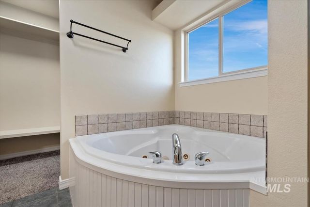 12840 Quail Run Ln., Caldwell, ID 83607