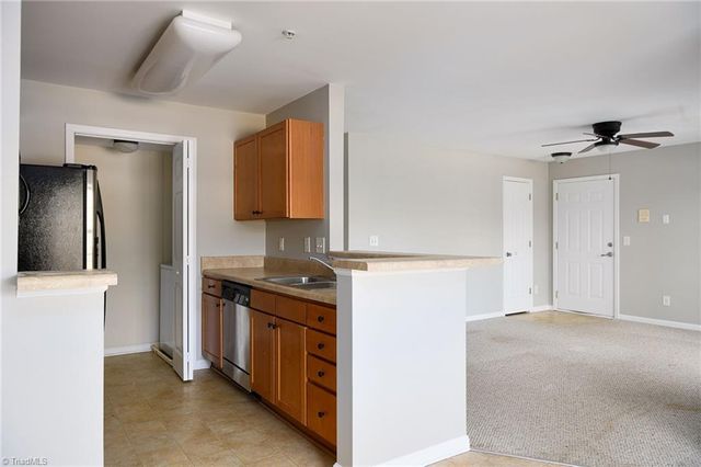 113 Oak Wind Drive 202, Advance, NC 27006