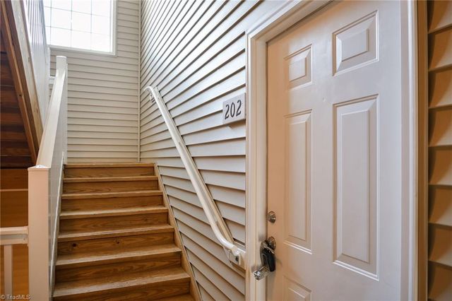 113 Oak Wind Drive 202, Advance, NC 27006
