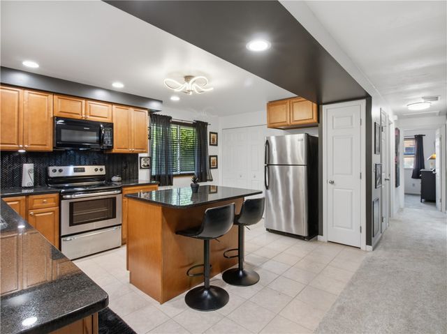 5242 Taylorsville Road, Dayton, OH 45424