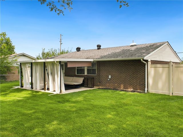5242 Taylorsville Road, Dayton, OH 45424