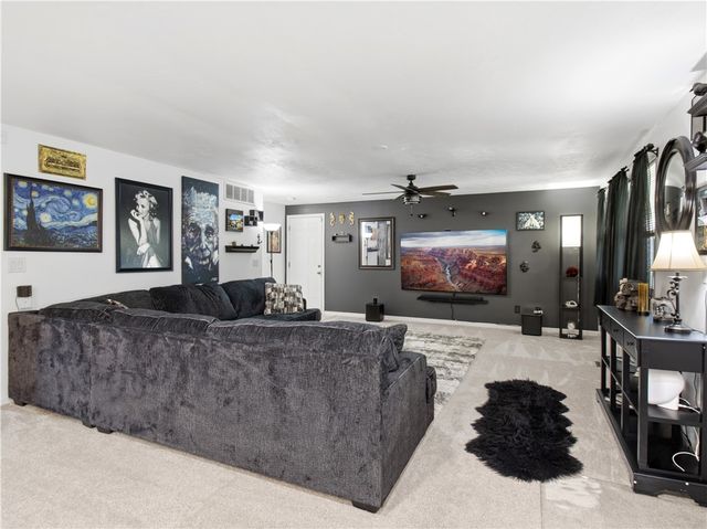 5242 Taylorsville Road, Dayton, OH 45424