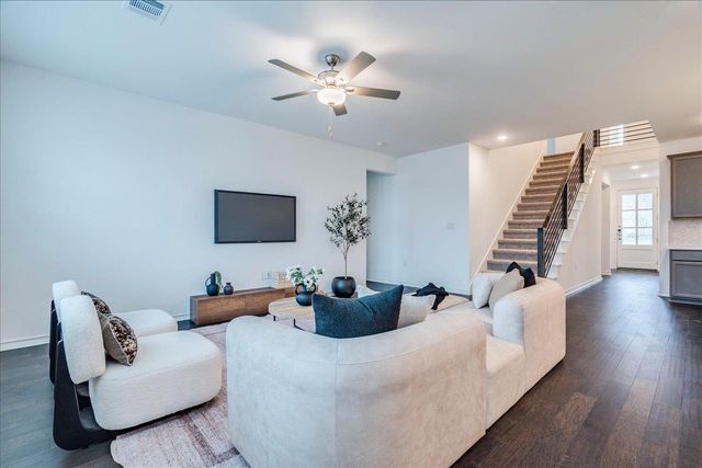 5417 Lena DR, Austin, TX 78723