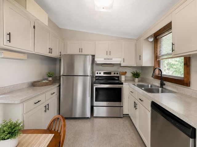 1932 Stukes Road, Manning, SC 29102