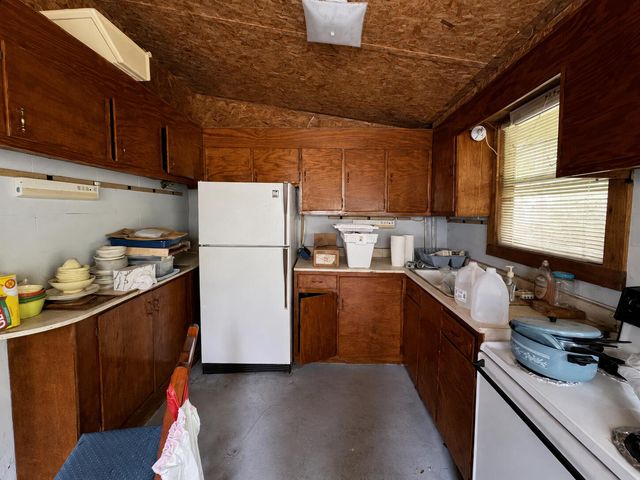 1932 Stukes Road, Manning, SC 29102