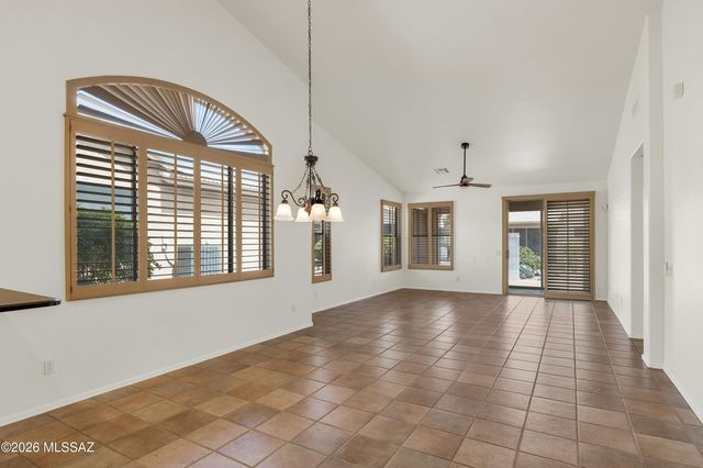 38894 S Carefree Drive, Tucson, AZ 85739