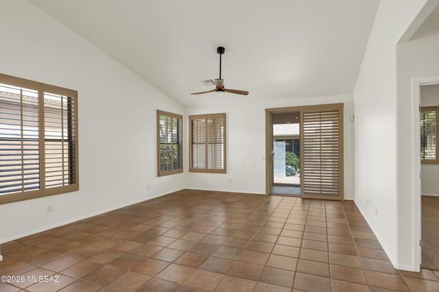 38894 S Carefree Drive, Tucson, AZ 85739