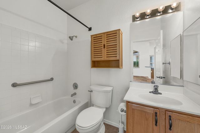 38894 S Carefree Drive, Tucson, AZ 85739