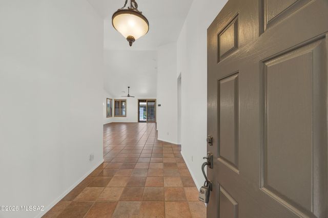 38894 S Carefree Drive, Tucson, AZ 85739