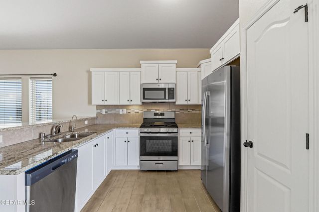 13853 October Sky Court, Horizon City, TX 79928