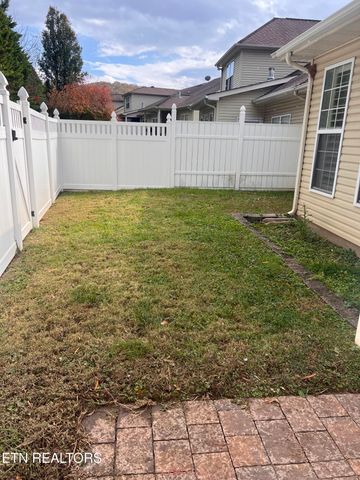 7250 Oakfield Lane, Powell, TN 37849