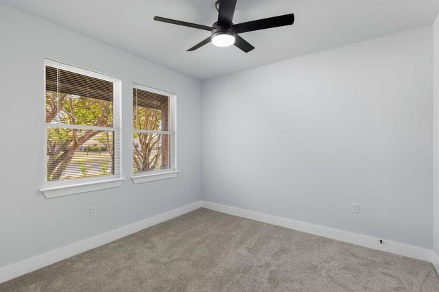 437 N Jim Miller Road, Dallas, TX 75217