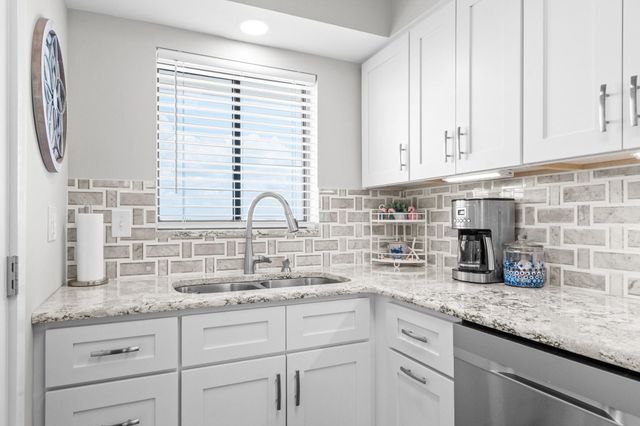 4719 S Ocean Blvd. PH8, North Myrtle Beach, SC 29582