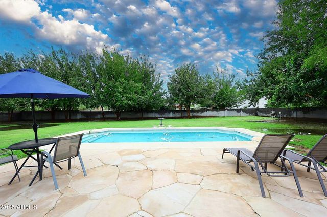 2158 E VIRGINIA Street, Mesa, AZ 85213