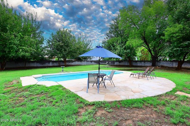 2158 E VIRGINIA Street, Mesa, AZ 85213