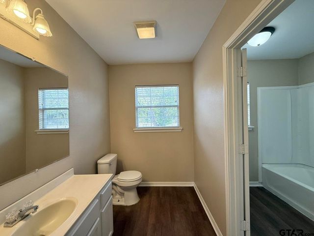1016 Bennett Ave, Tyler, TX 75701
