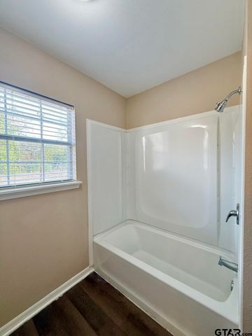 1016 Bennett Ave, Tyler, TX 75701