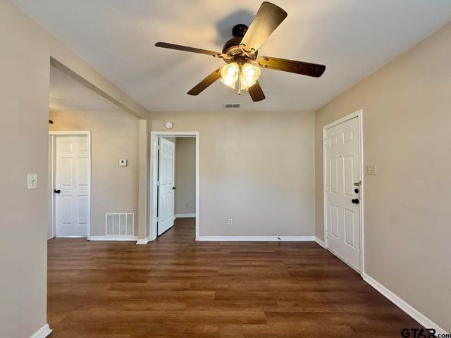 1016 Bennett Ave, Tyler, TX 75701