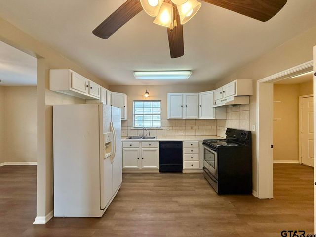 1016 Bennett Ave, Tyler, TX 75701
