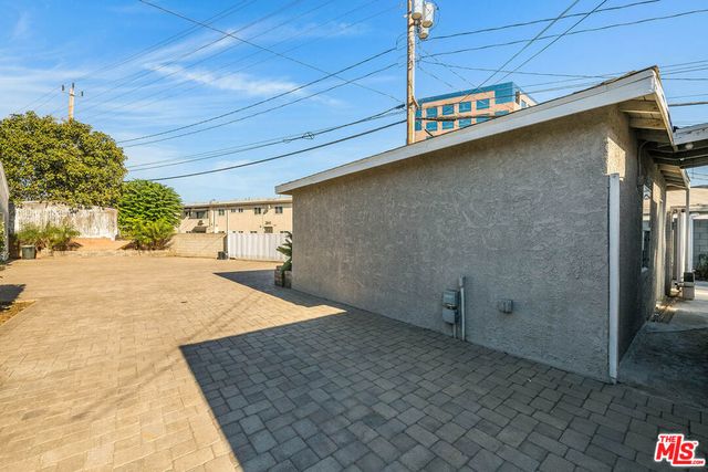 124 N Naomi Street, Burbank, CA 91505